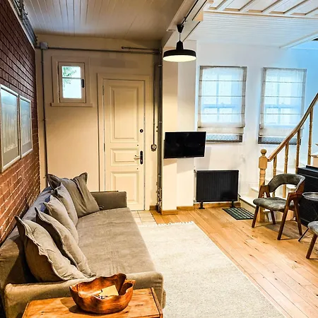 Rent The Entire Bosphorus House Villa *
