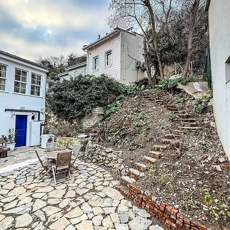 Rent The Entire Bosphorus House * Istambul